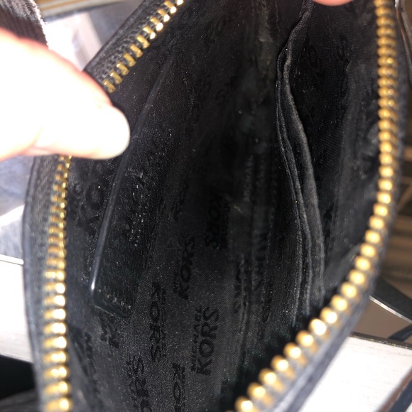 MICHAEL KORS WRISTLET - Picture 2 of 2